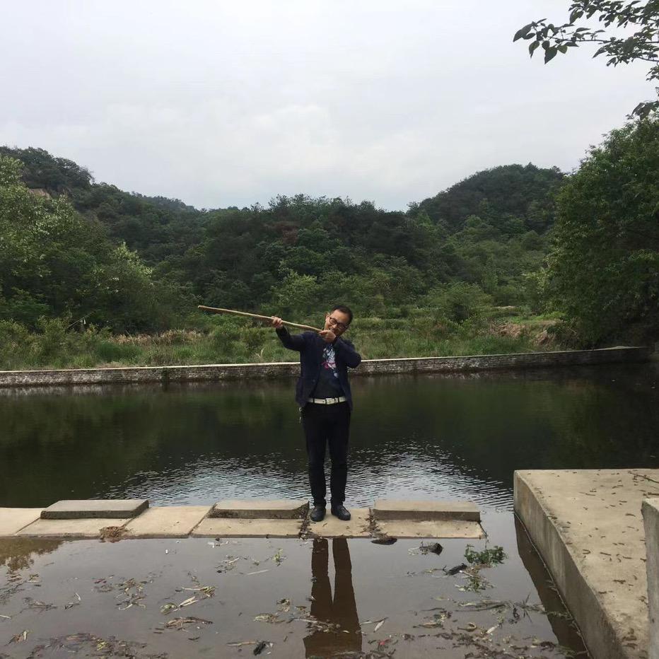 地信使