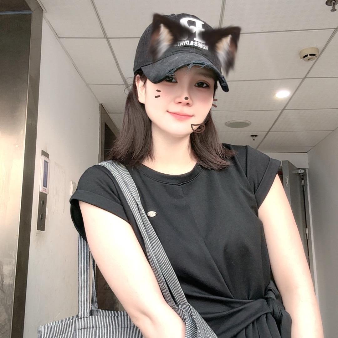 欣 儿🎤