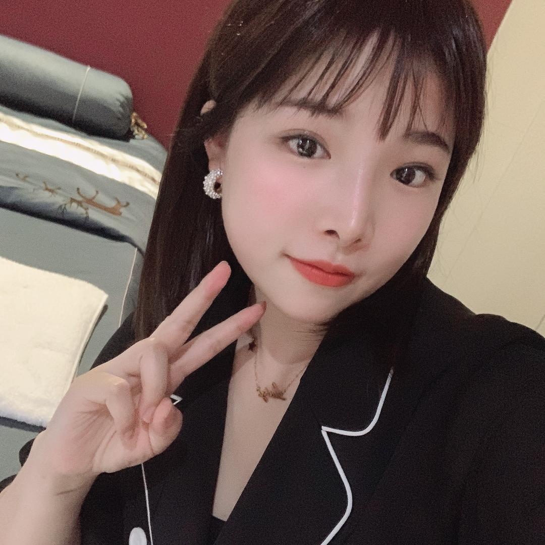 小婉~