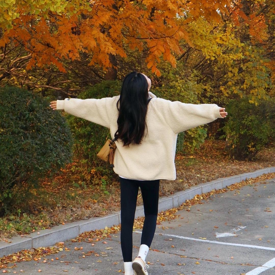 九儿.