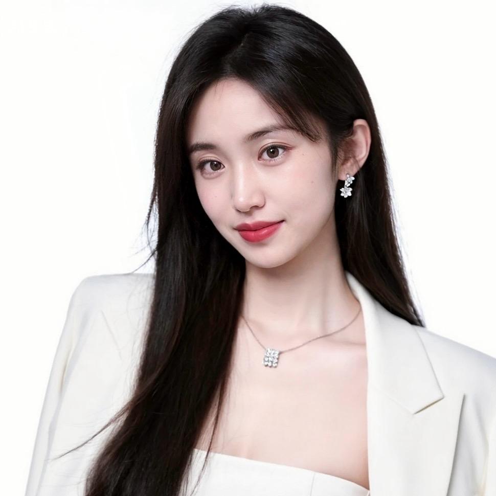 美甲化妆师（洋洋）