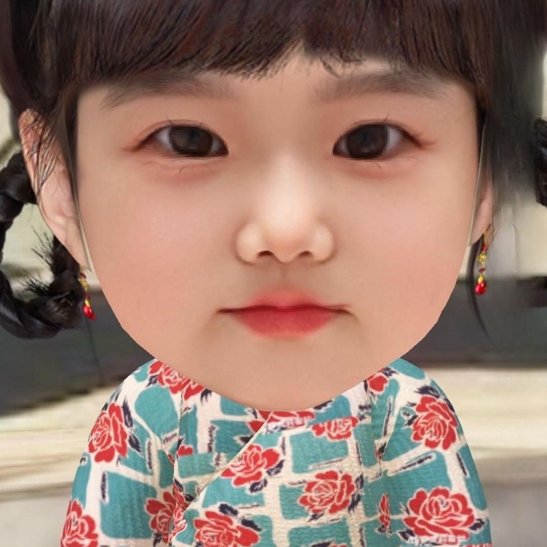 爱八卦的美少女