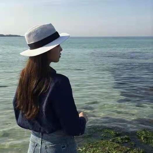 杨 妞