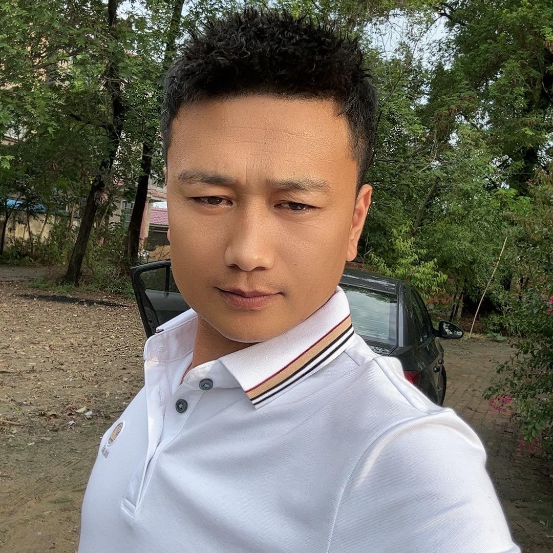 刚辉