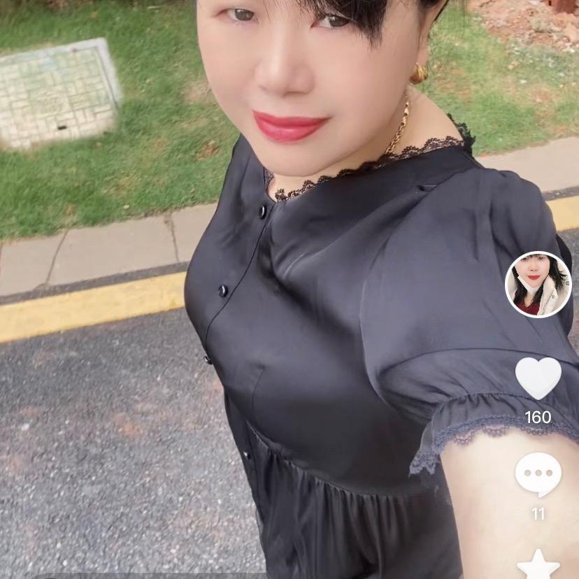 自由人七二年的。