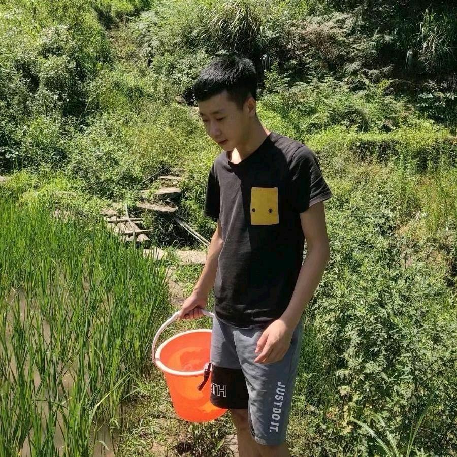 户外阿松