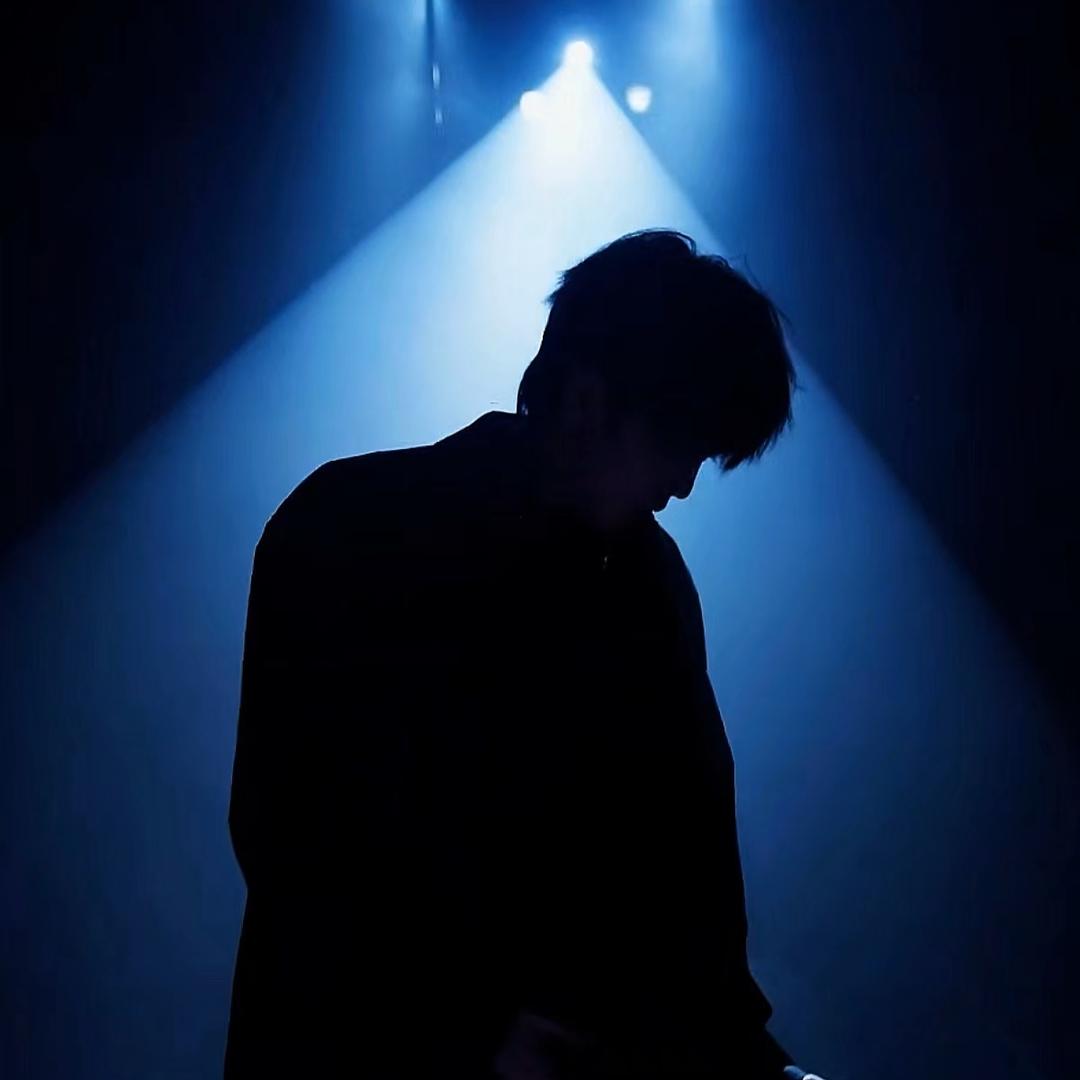 玲子‘’🧑🏼‍🚀ᩚ