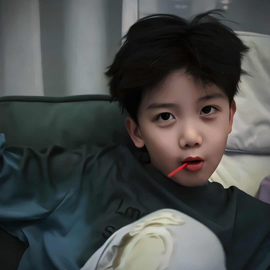 工藤新一.