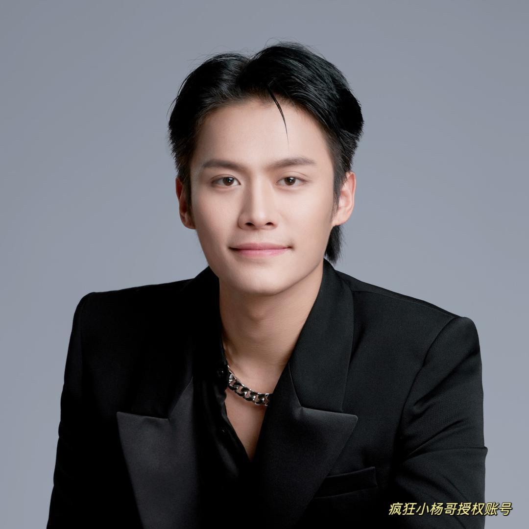 疯狂小杨弟（三只羊）