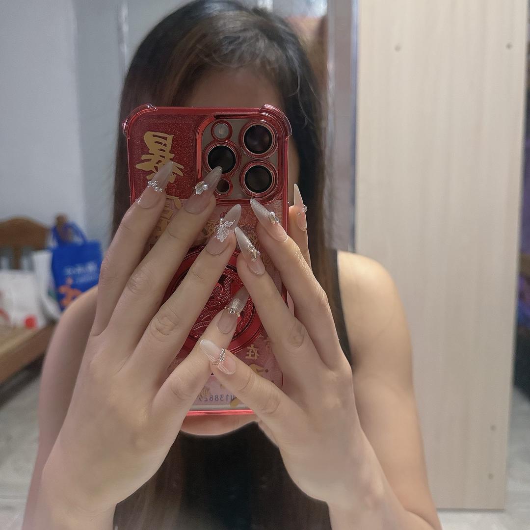 蕝版萍儿