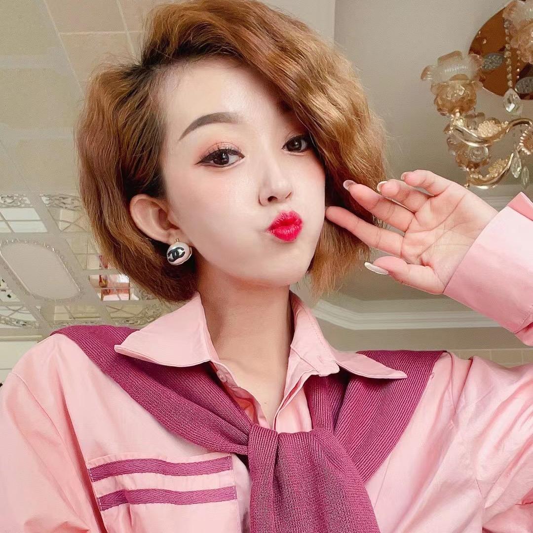双阳区超龙商厦美汐服装柜台的小店02