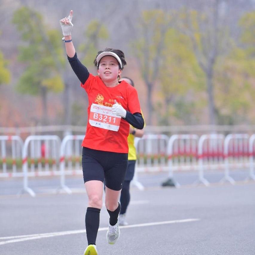 A武汉笨笨熊（手机回收置换）