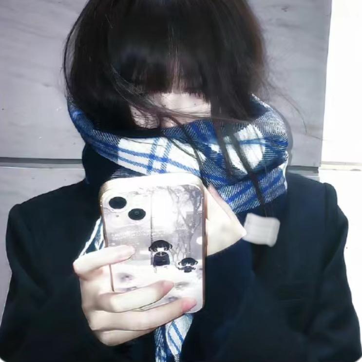 富 贵.