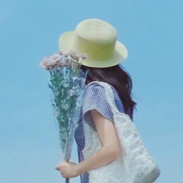 是卢卢Lu 吖