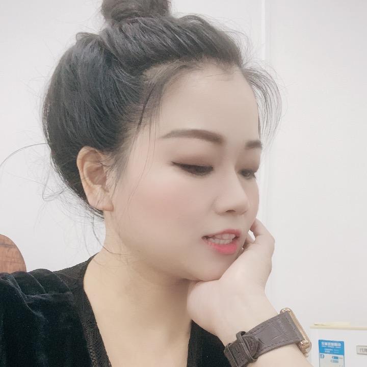 yi蓉