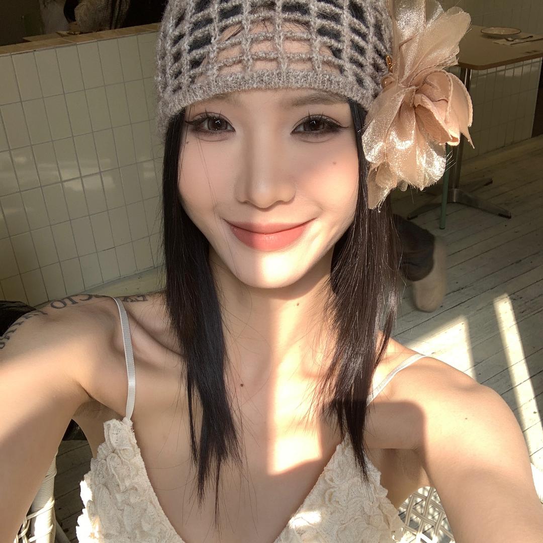 SUNONEONE小青
