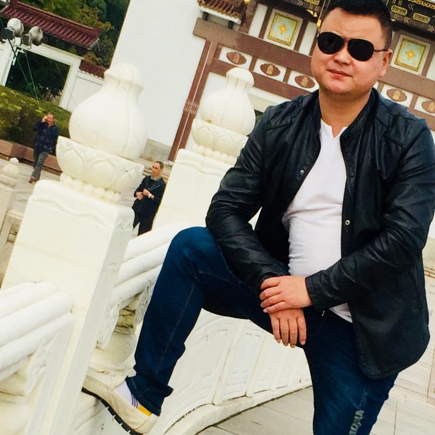 迷路的，狼
