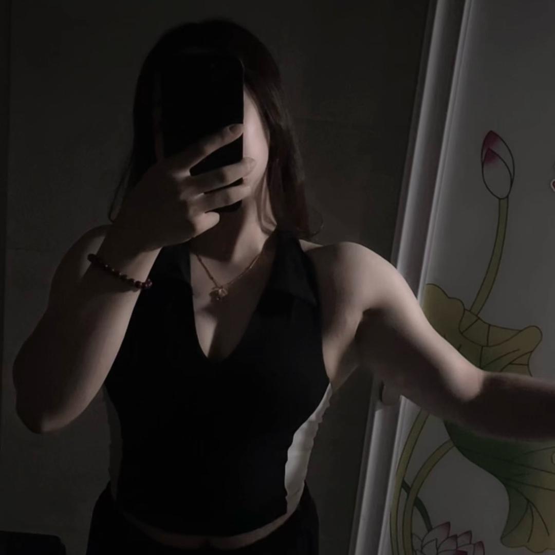 英子
