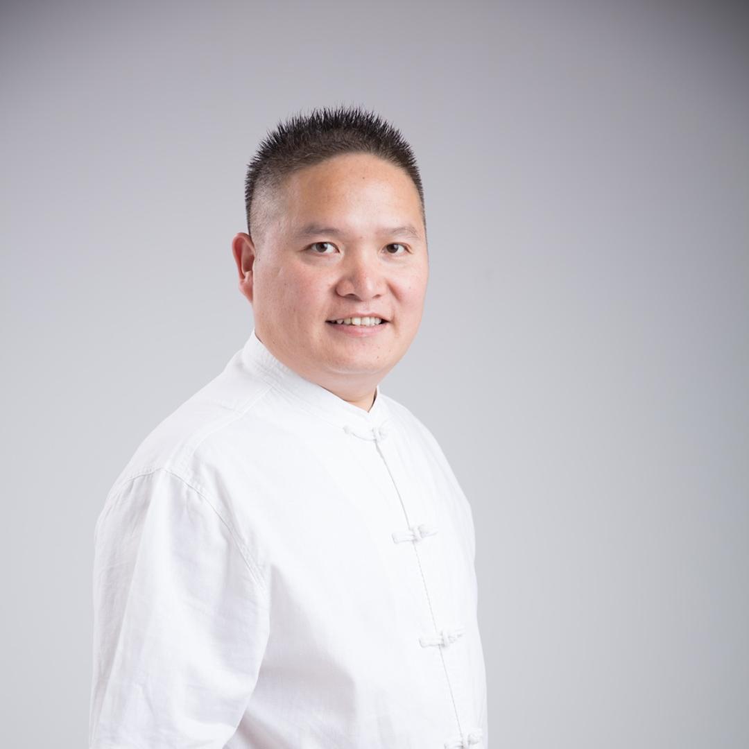 催眠师杜仲垚