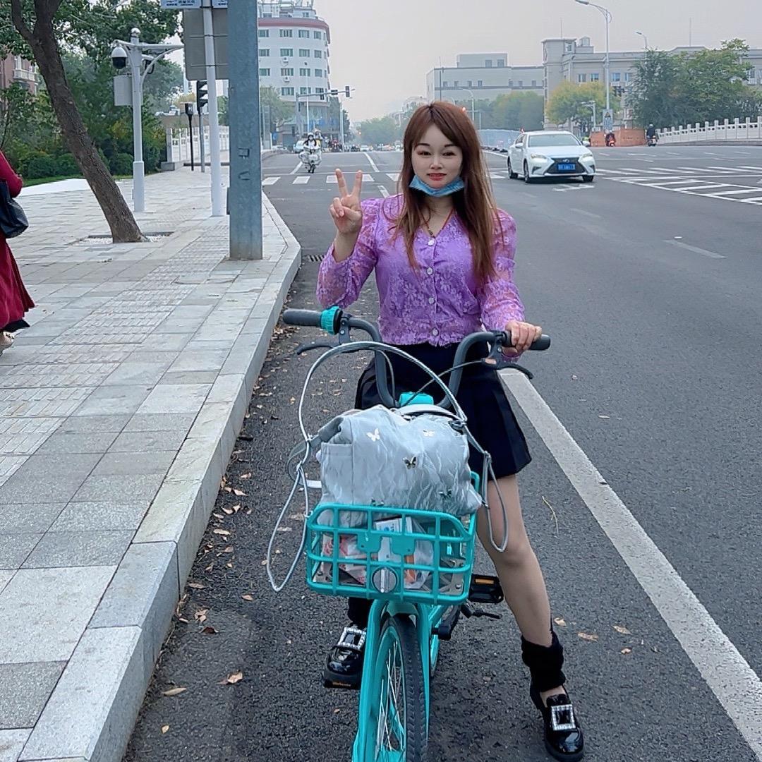 李小丽