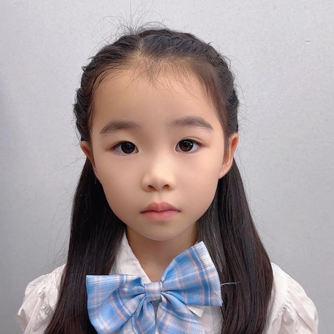 小莯莯🍭
