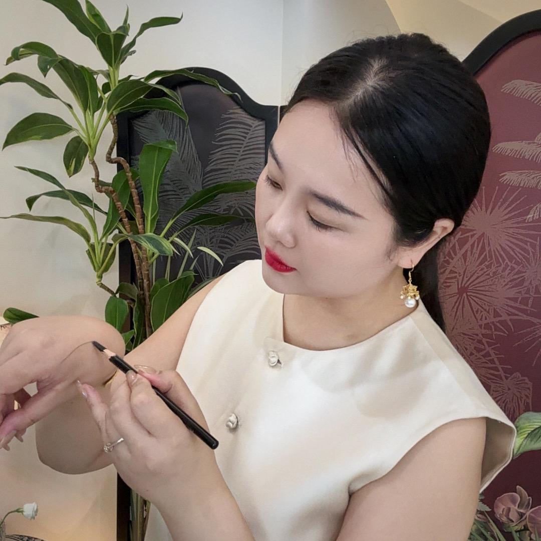 寿县瑜璟眉毛设计