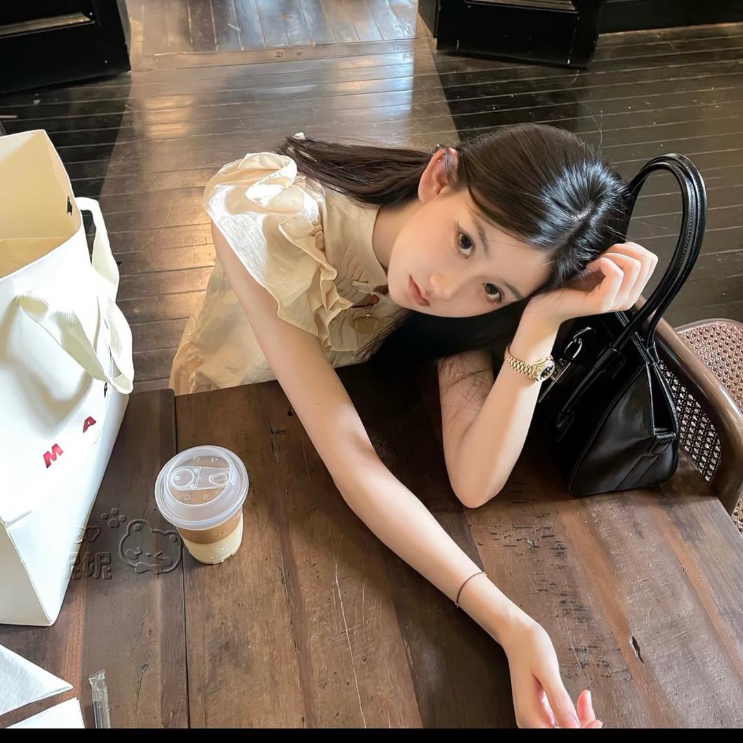 性感美眉