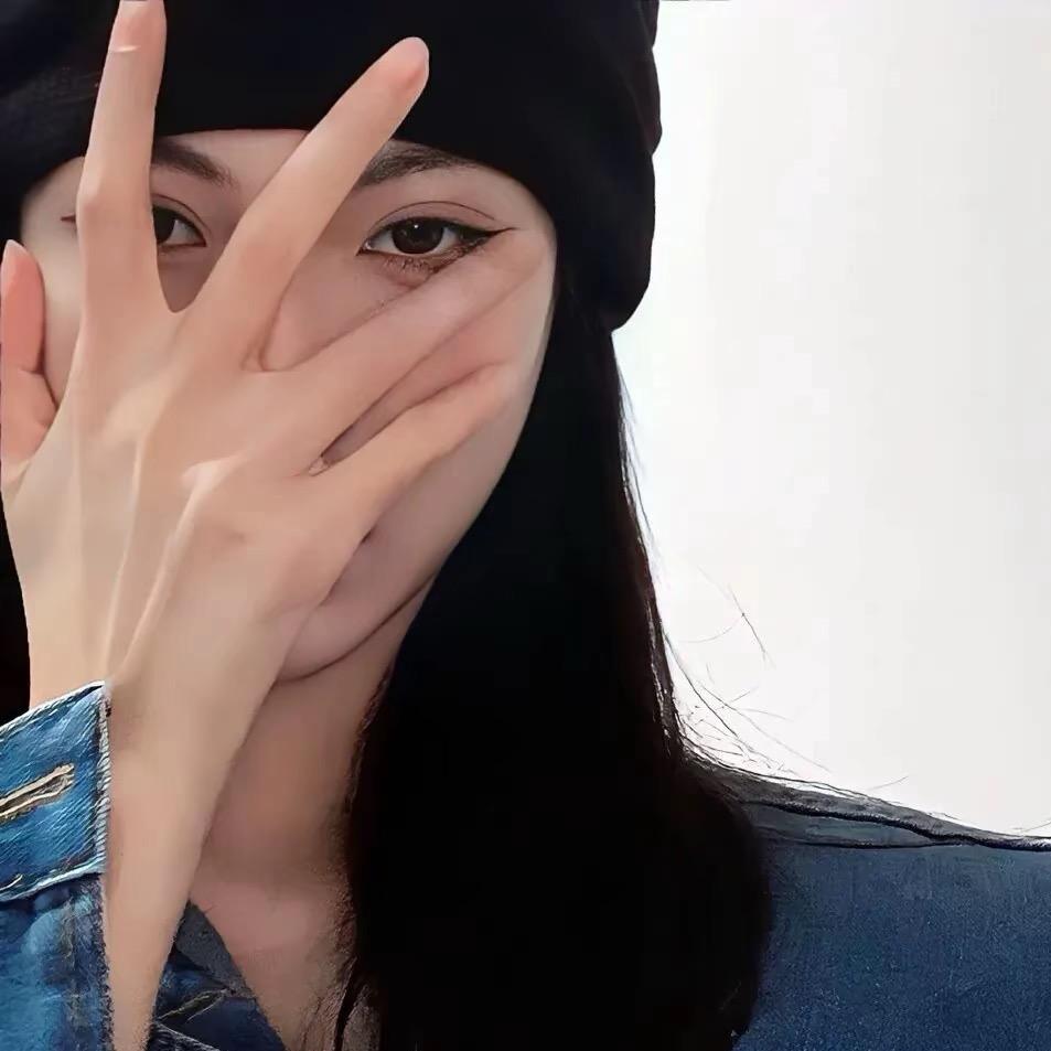 𝙞𝙪𝙠𝙤𝙞𝟳𝟳🌱