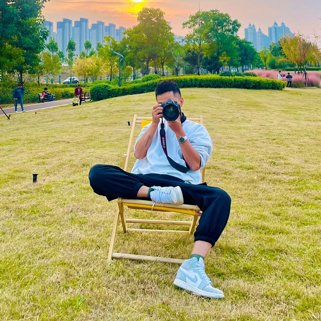 强子拍婚礼