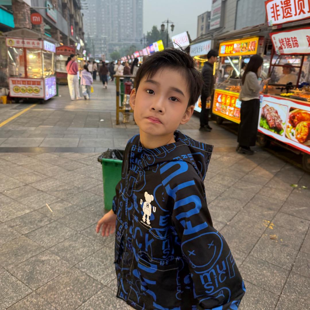 热爱编舞的篮球小子