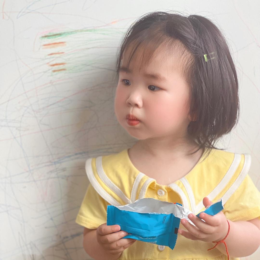 汐汐笑嘻嘻