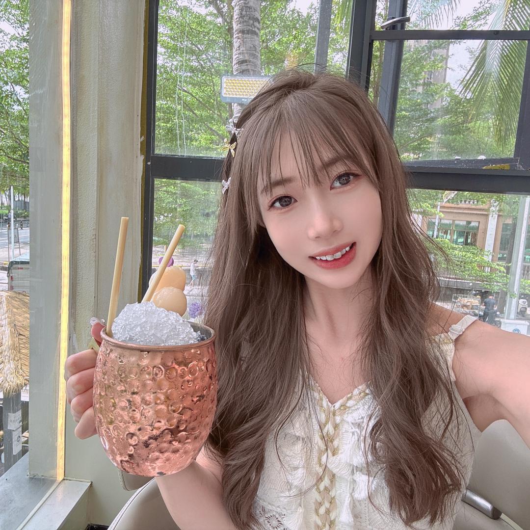 会跳舞的小女孩💃