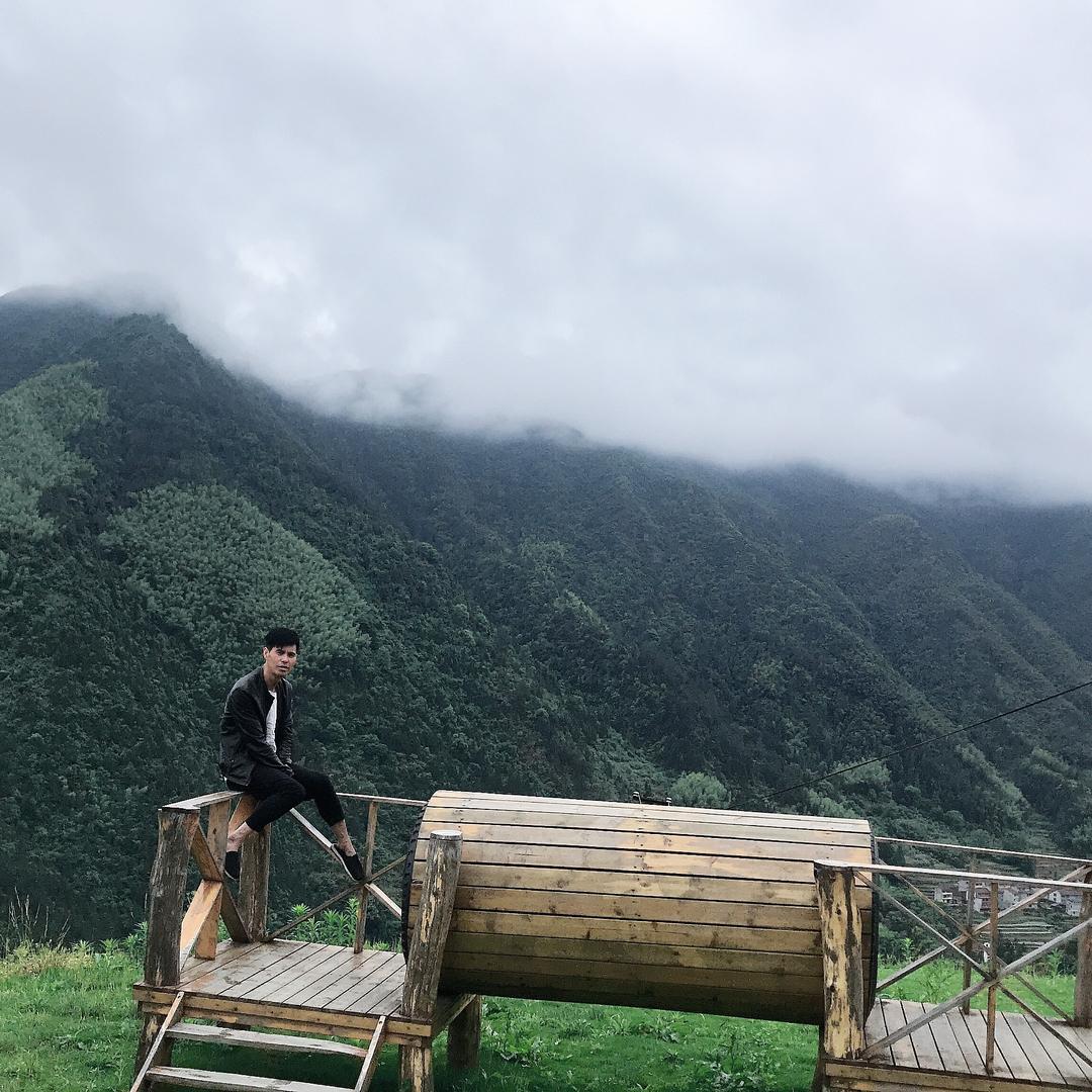 金生有李（金先生）