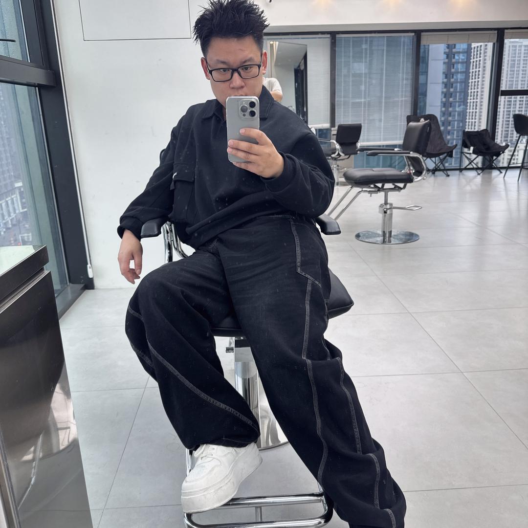 长沙阿牛减龄发型设计