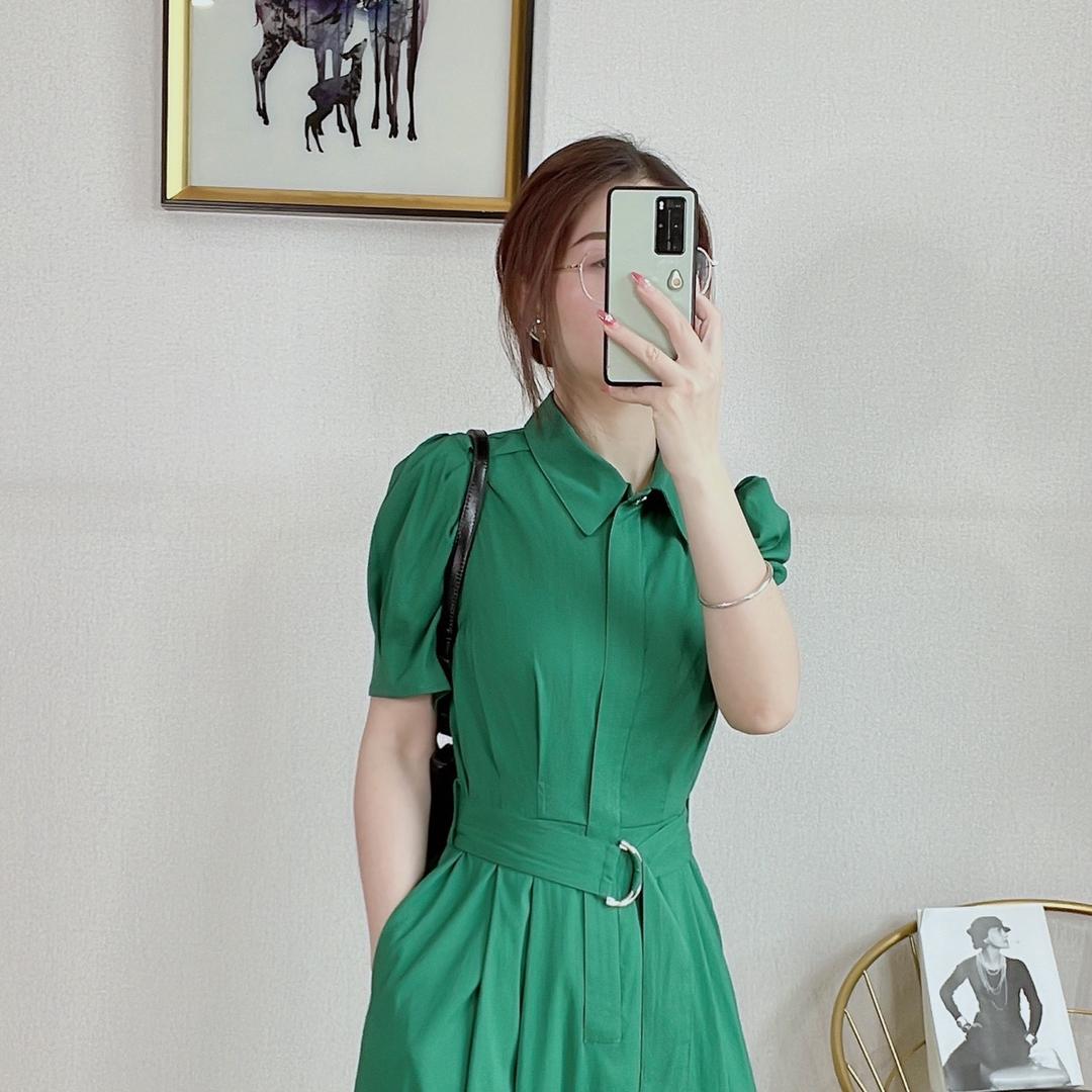 秦汉新城墨音服装商行