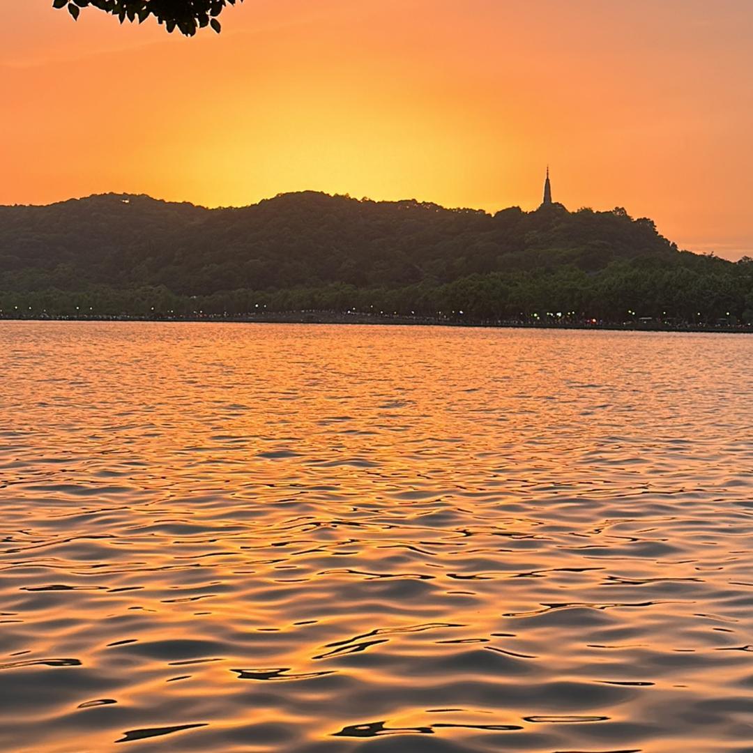 爱喝咖啡的鸣森