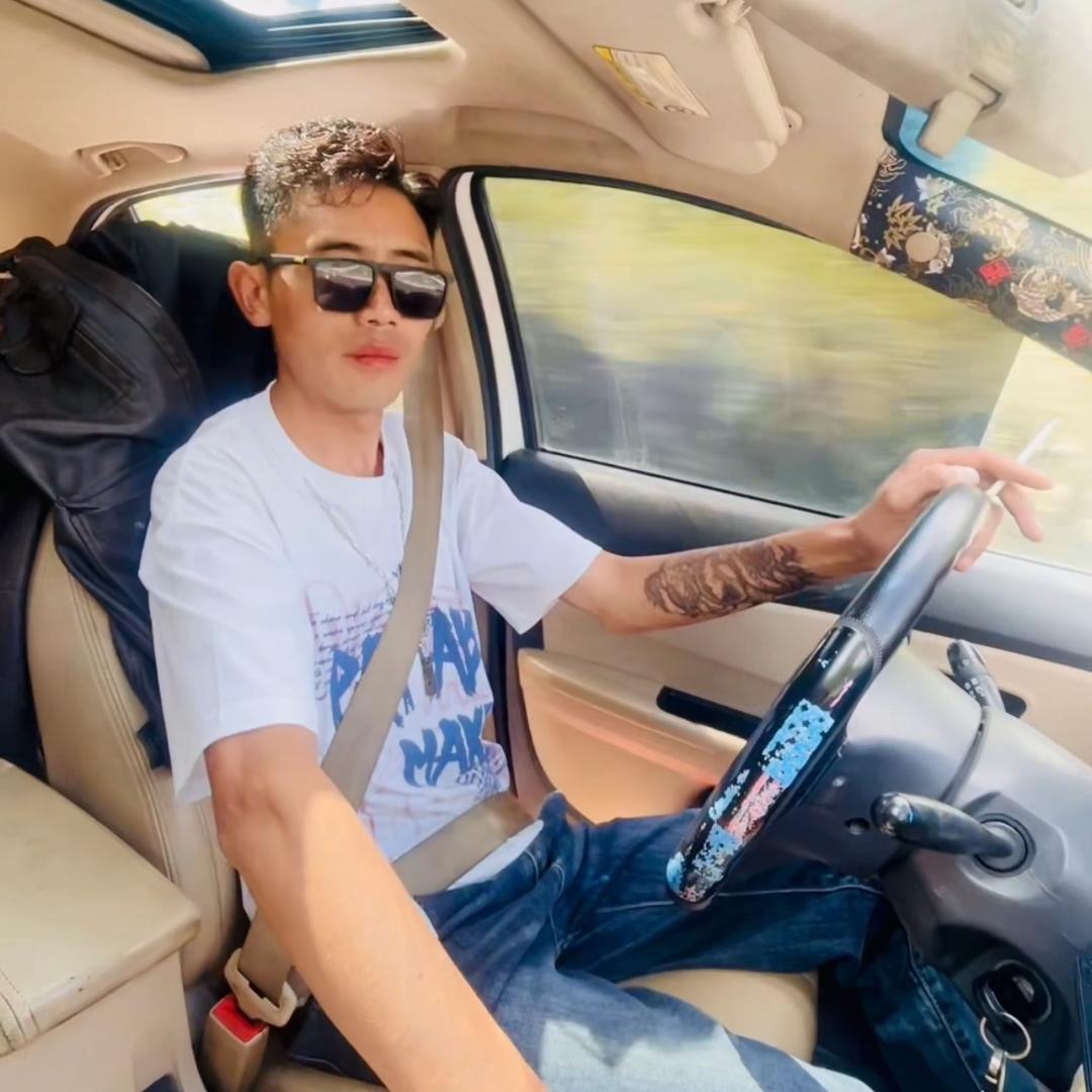 来自农村尼扎