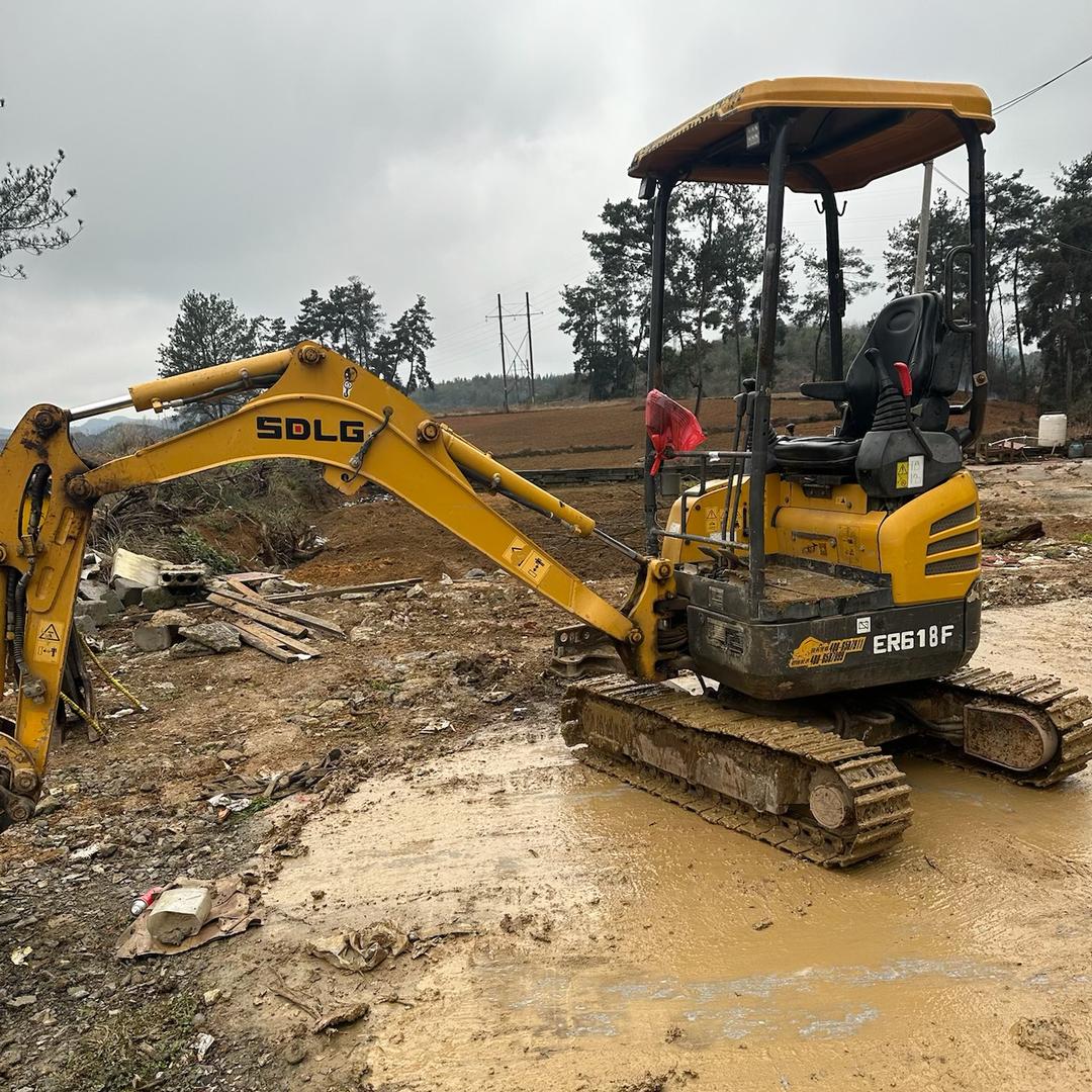 AAA安顺 微挖60挖机出租
