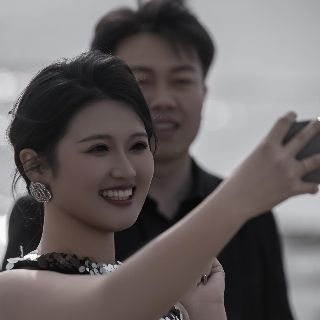 小李牵牛