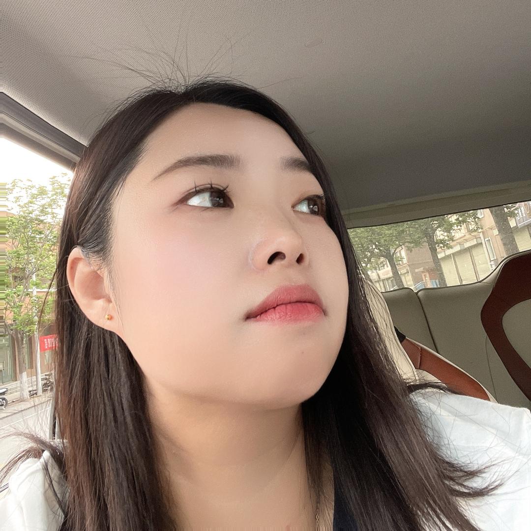 星辰瘦了没