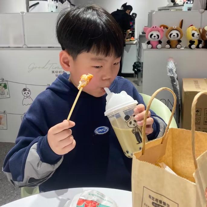 煜煜小盆友