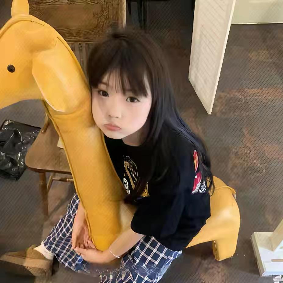 朴朴^