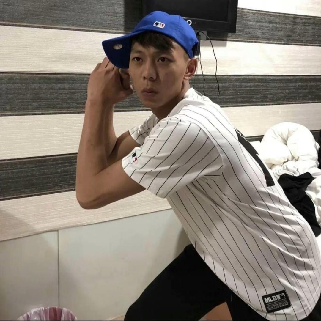 H 一九