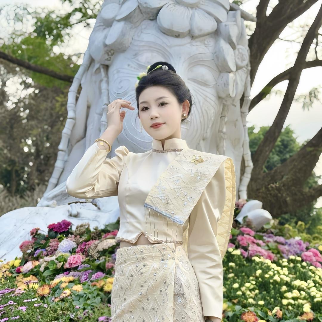 婉依傣服饰