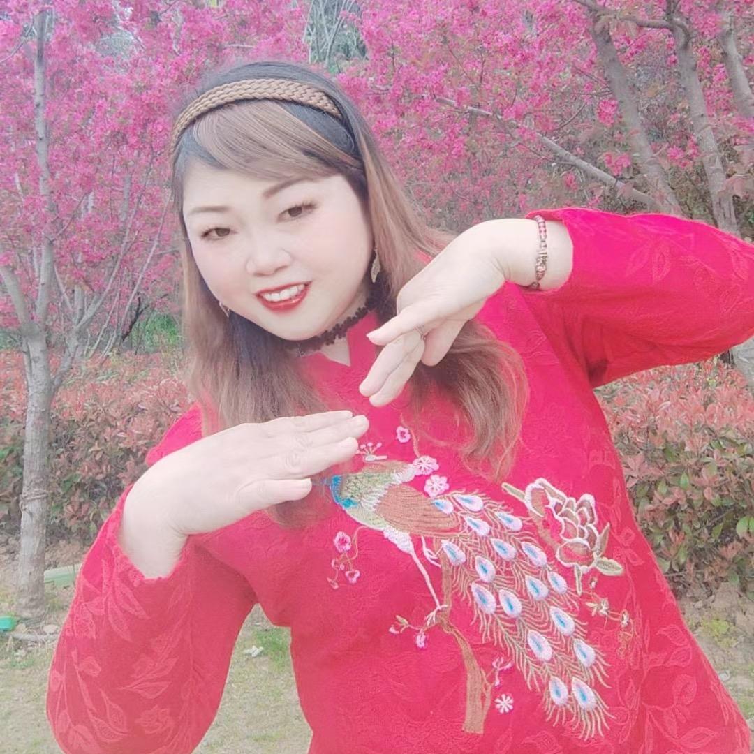红玫瑰，女