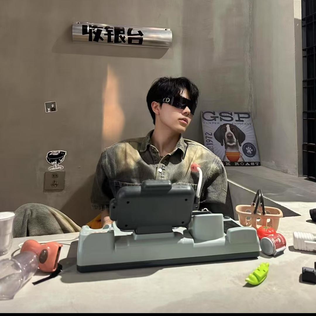 貓