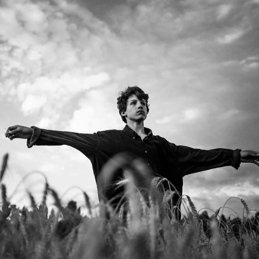 房顶上的拾荒者