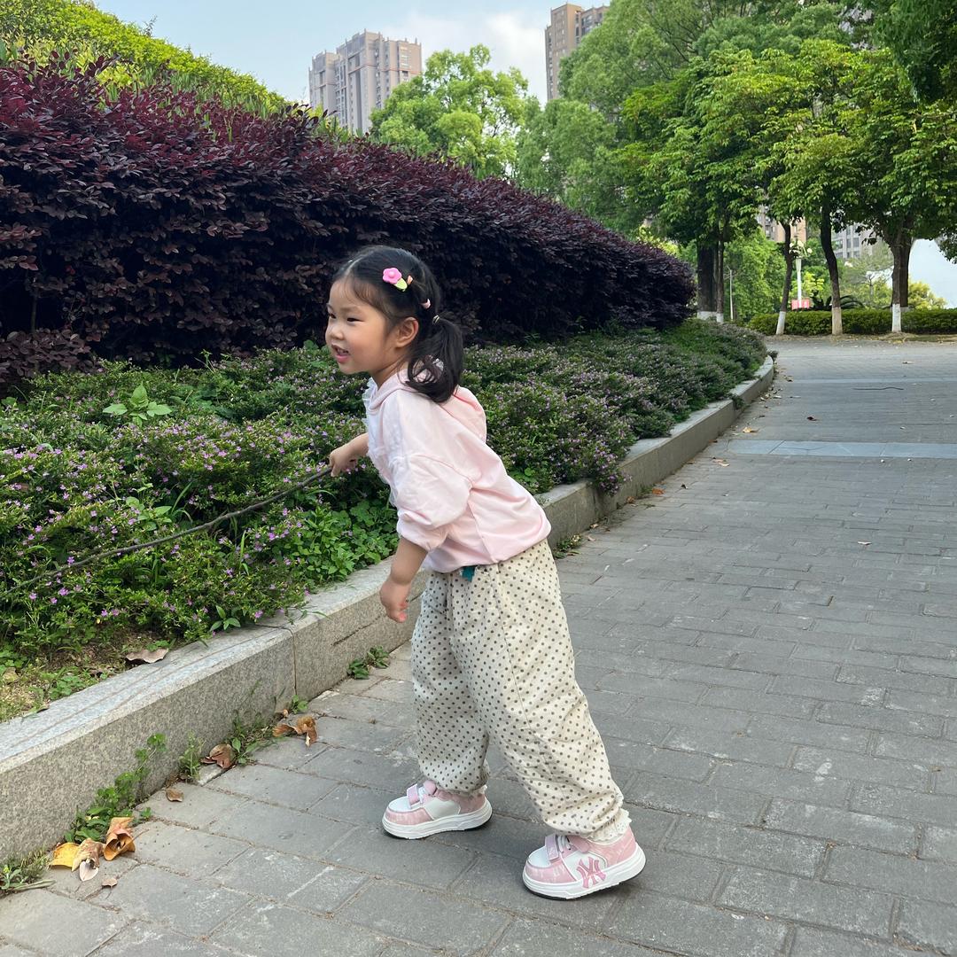 诗桐麻麻