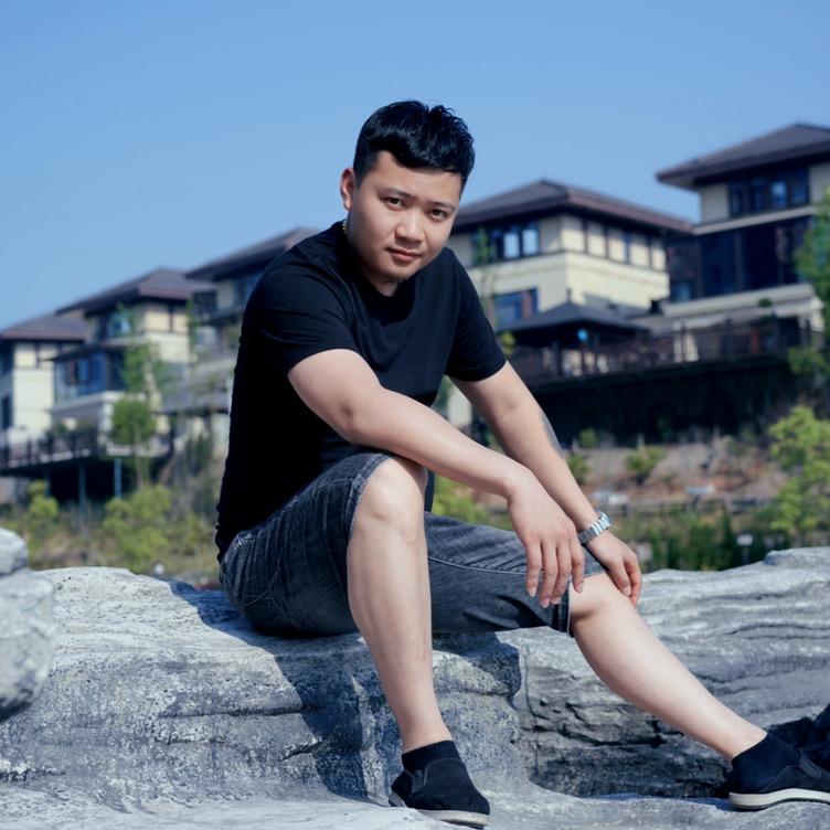 阿丰丰丰丰（小谢）