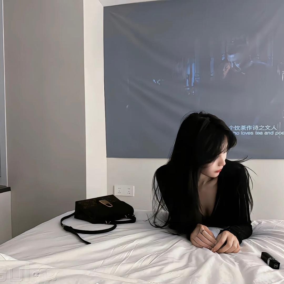 九月⁹